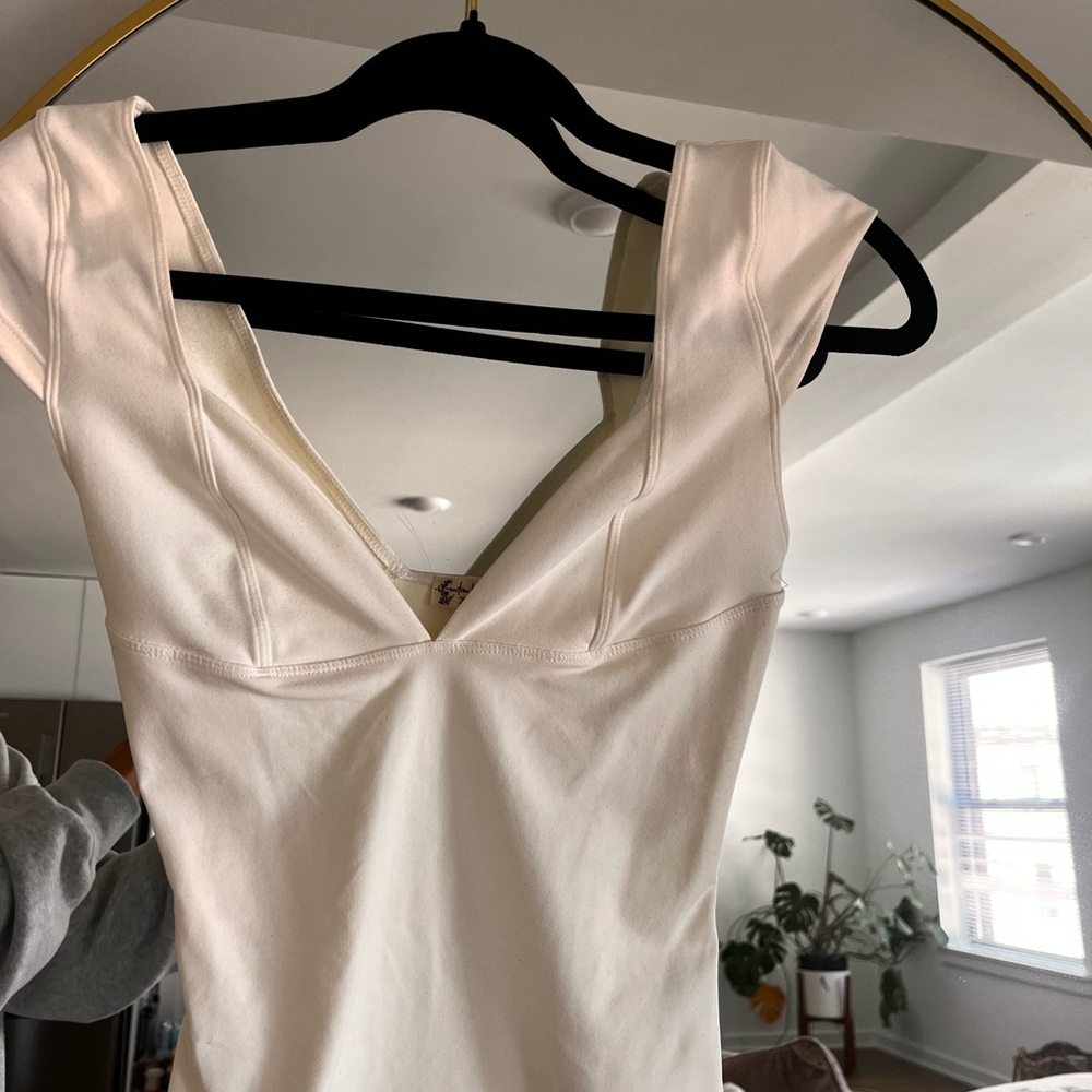 Elegant White V-Neck Top